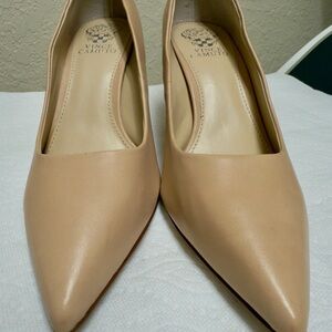 Vince Camuto Women's Nude Heels